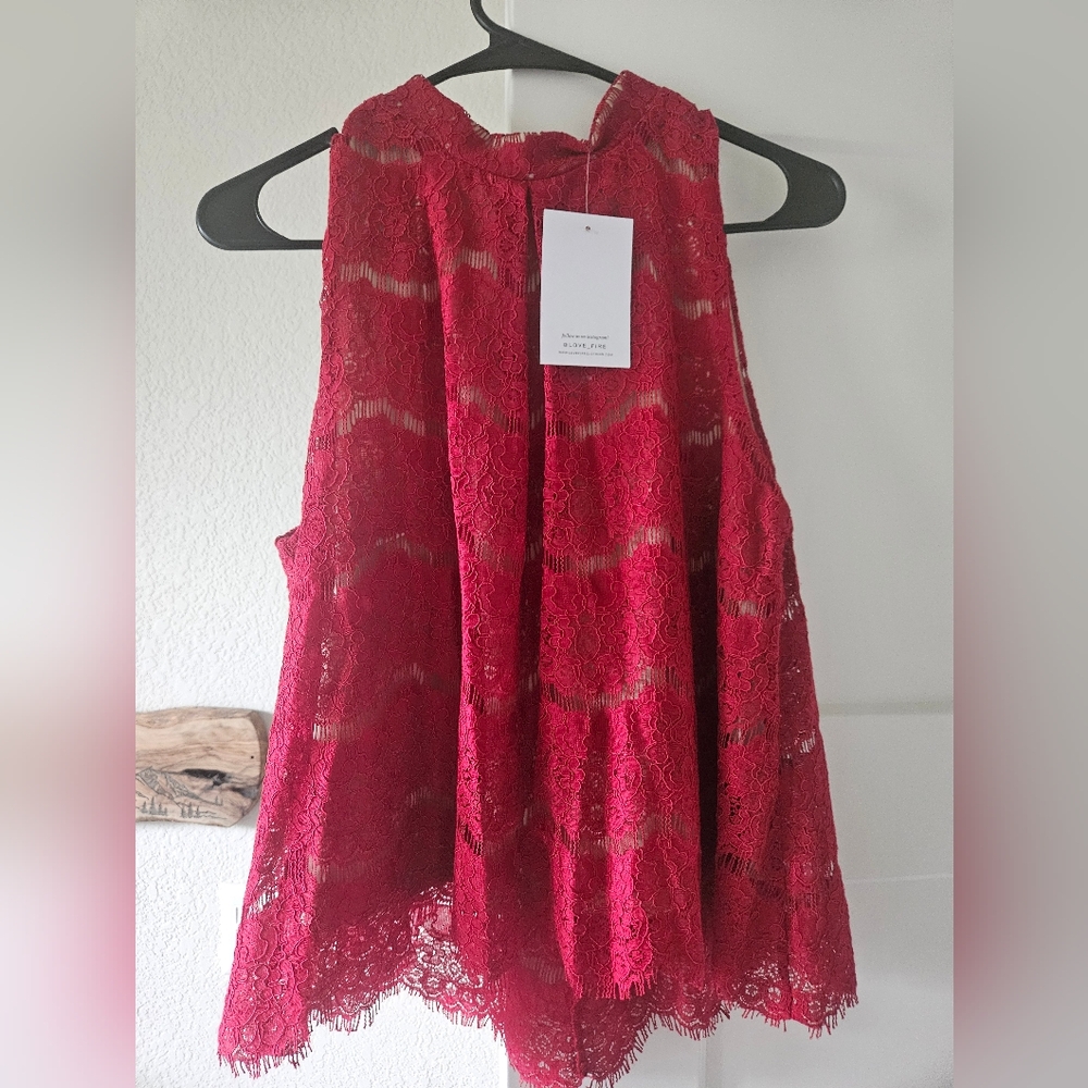 Nwt red Love Fire lace top